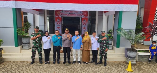 Distribusi Perdana Program Makan Bergizi Gratis di Singkawang: Dukung Program Prabowo-Gibran