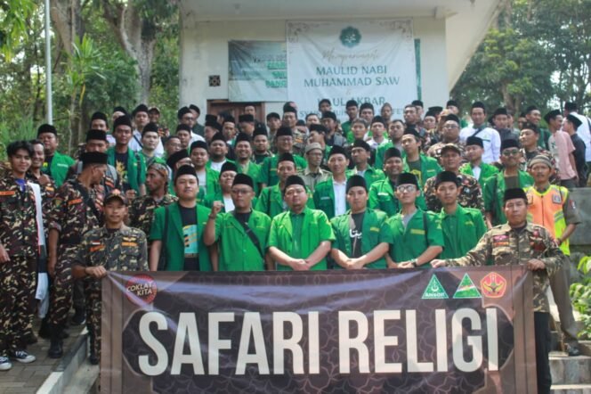 GP Ansor Kabupaten Bandung Barat Gelar Safari Religi Bersama Coklat Kita: Santri Riding dan Ziarah Kubro Warnai Hari Santri 2025