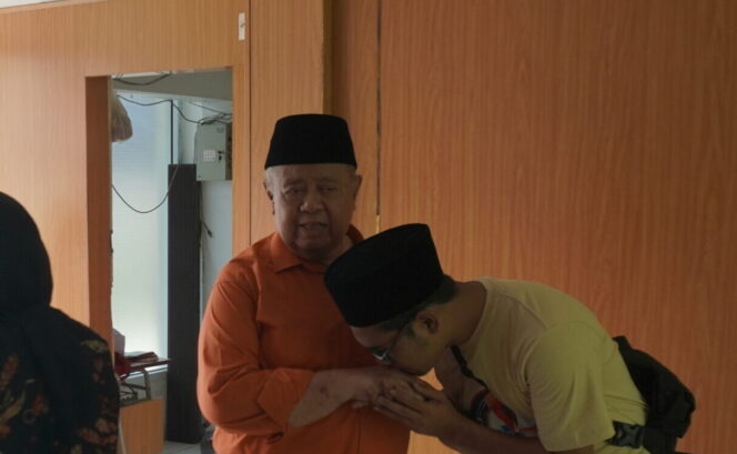 
					Habib Syarief Muhammad ; Literasi sebagai Fondasi yang Terabaikan